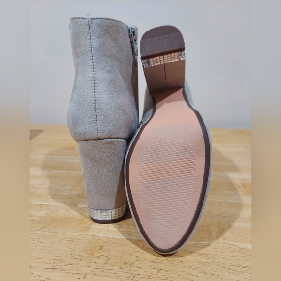 XOXO Women's Ankle Boots - Picture 7 of 15